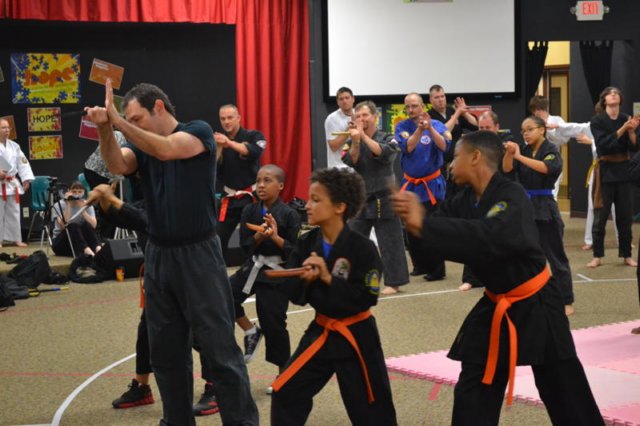 seminar144.jpg